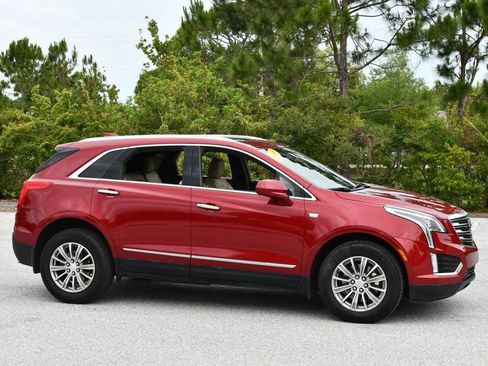 Used 2019 Cadillac XT5 Luxury FWD image 8