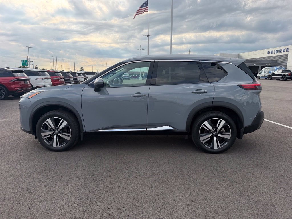 Used 2023 Nissan Rogue SL AWD/4WD image 9