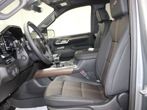 New 2026 Chevrolet Silverado 1500 High Country AWD/4WD image 28