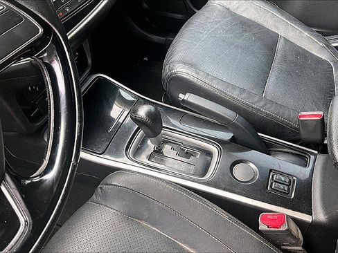 Used 2017 Mitsubishi Outlander SEL FWD image 11