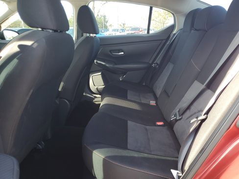 Certified 2021 Nissan Sentra SR image 18