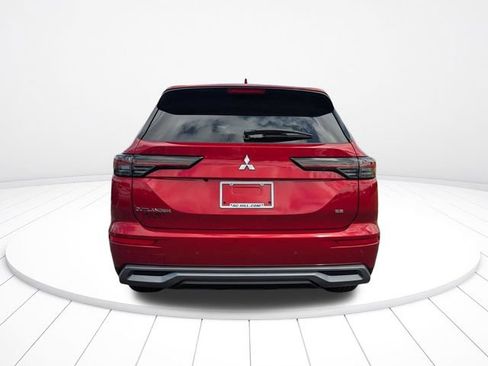 New 2026 Mitsubishi Outlander SE FWD image 4