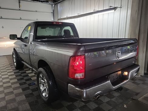 Used 2019 RAM 1500 Tradesman w/ Chrome Appearance Group RWD image 2