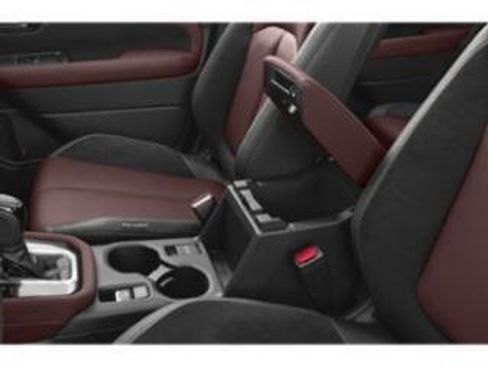 Used 2025 Subaru Forester Touring AWD/4WD image 9