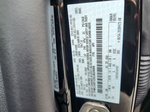 New 2025 Ford Escape PHEV image 24