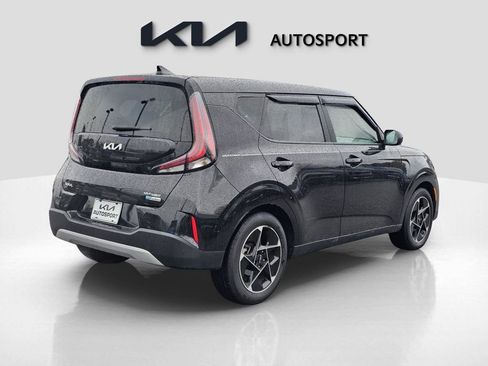 Certified 2023 Kia Soul EX image 8