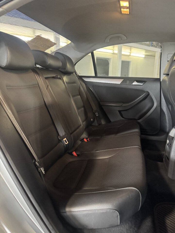 Used 2014 Volkswagen Jetta SE FWD image 7