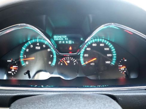 Used 2014 Chevrolet Traverse LT FWD image 24