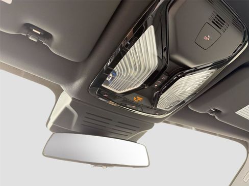 New 2026 BMW X5 xDrive40i AWD/4WD image 19