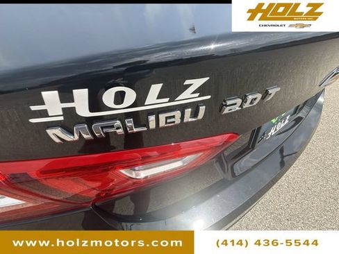 Certified 2018 Chevrolet Malibu Premier w/ Premier Sun and Wheel Package FWD image 34