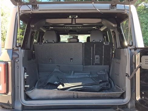 Used 2024 Ford Bronco Wildtrak AWD/4WD image 29