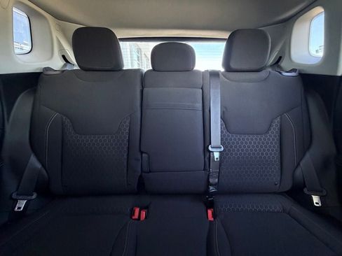 Used 2018 Jeep Compass Sport image 24