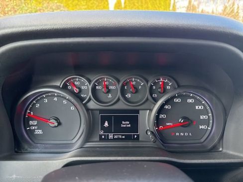 Used 2024 Chevrolet Silverado 1500 Custom Trail Boss w/ LPO, Dark Essentials Package image 32