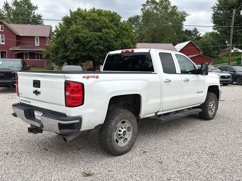 Used 2019 Chevrolet Silverado 2500 W/T AWD/4WD image 5