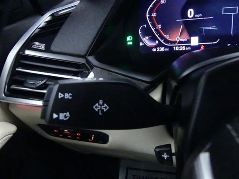 Used 2022 BMW X5 xDrive40i w/ Premium Package image 17