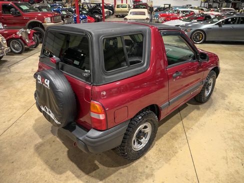 Used 1999 Chevrolet Tracker 2WD Convertible w/ Preferred Equipment Group 2 image 17