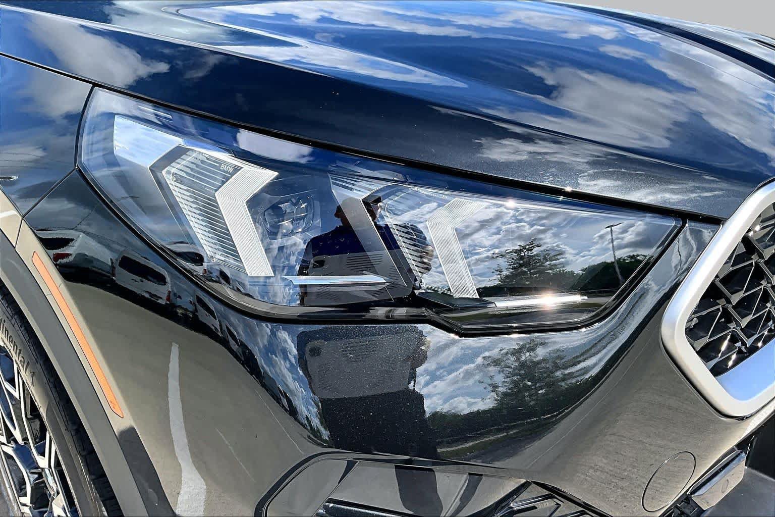 Used 2025 BMW X2 xDrive28i AWD/4WD image 26