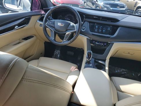 Used 2018 Cadillac XT5 AWD image 13