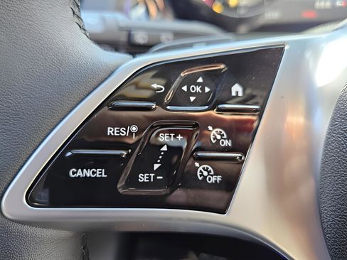 Used 2026 Mercedes-Benz GLB 250 image 19