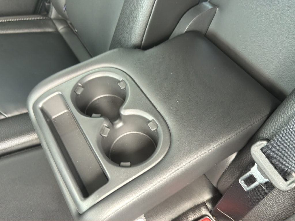 Certified 2025 Nissan Pathfinder SL FWD image 31