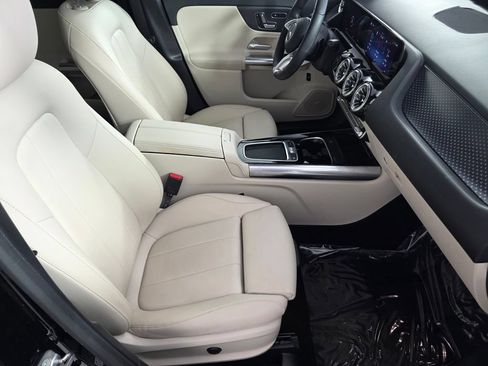 Certified 2024 Mercedes-Benz GLA 250 image 28