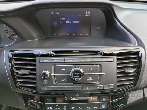 Used 2017 Honda Accord Sport Special Edition image 11