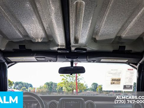 Used 2021 Jeep Wrangler Unlimited Sahara image 57