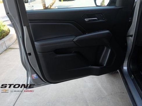 Used 2025 Chevrolet Colorado LT w/ LT Convenience Package AWD/4WD image 26