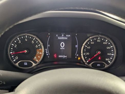 Used 2020 Jeep Renegade Latitude image 16