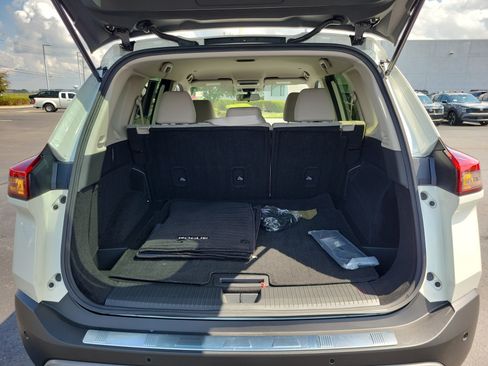 Certified 2023 Nissan Rogue SV AWD/4WD image 8