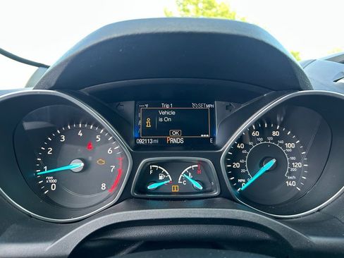 Used 2018 Ford Escape SE image 17