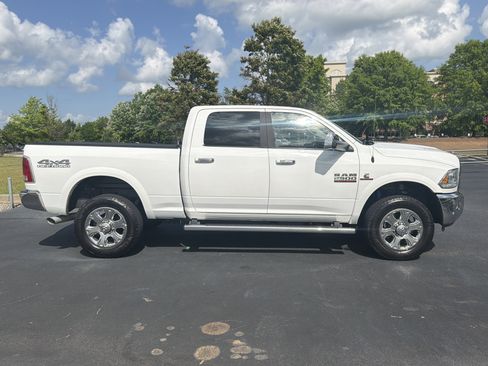 Used 2018 RAM 2500 Laramie w/ Off Road Package AWD/4WD image 10