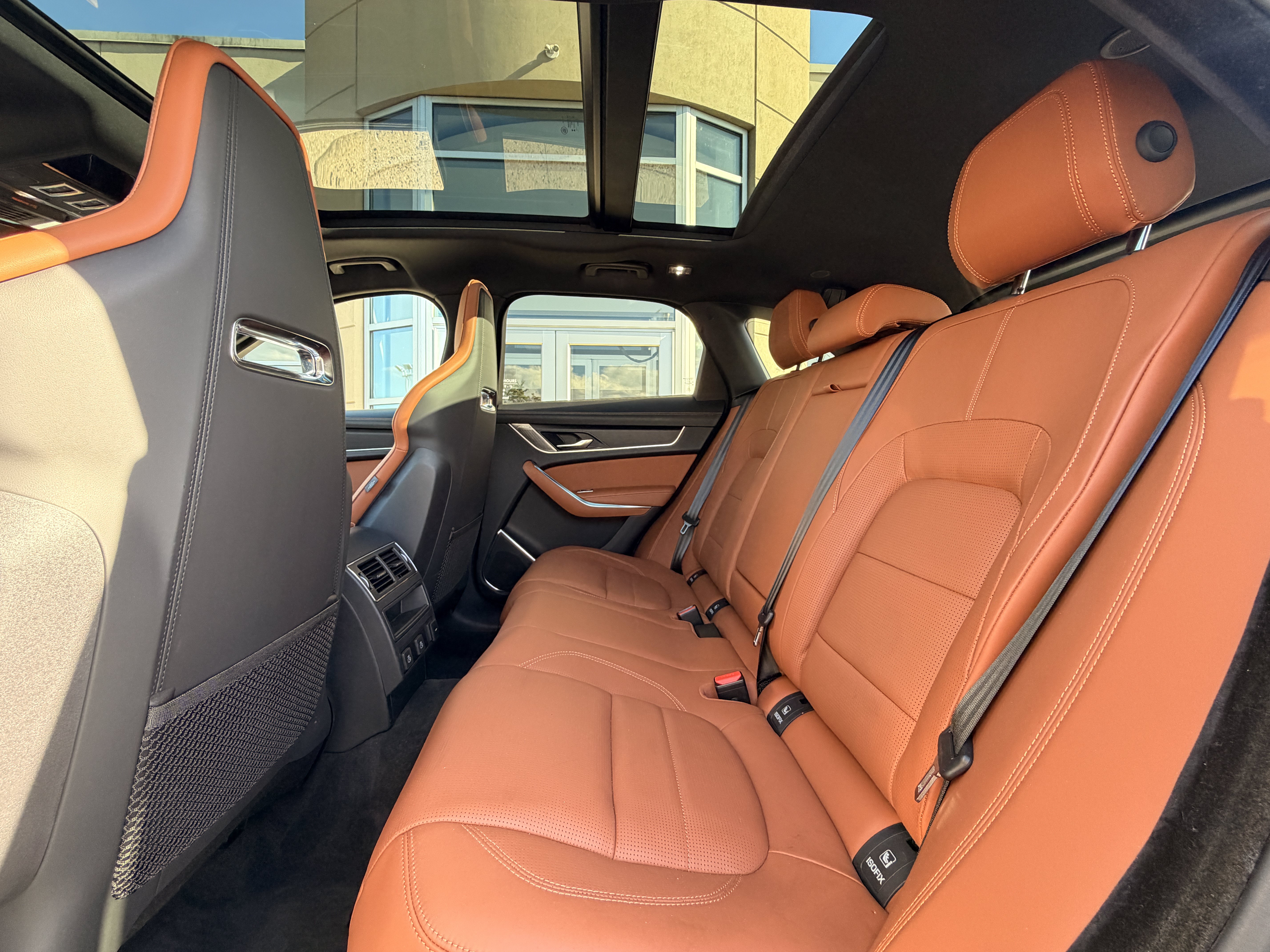 Used 2024 Jaguar F-PACE R-Dynamic S AWD/4WD image 13