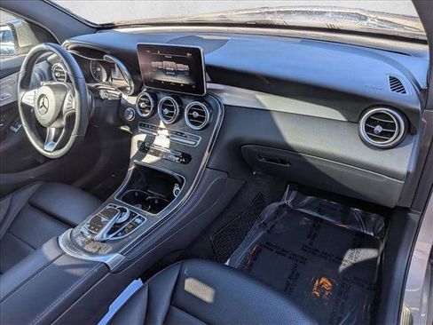 Used 2019 Mercedes-Benz GLC 300 4MATIC image 22