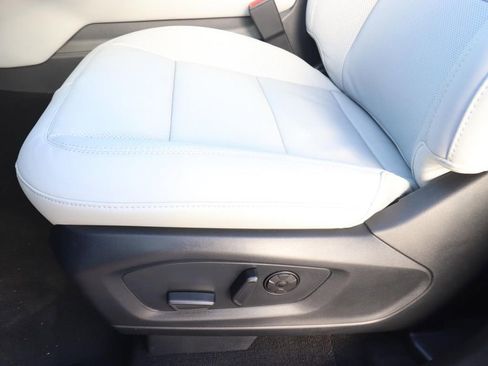 New 2026 Ford Explorer Platinum w/ LUX Leather Package image 18