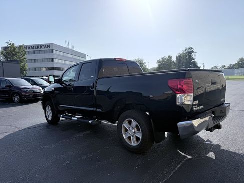 Used 2012 Toyota Tundra 4x4 Double Cab w/ SR5 Pkg image 3