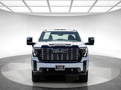Used 2026 GMC Sierra 2500 Denali Ultimate AWD/4WD image 7