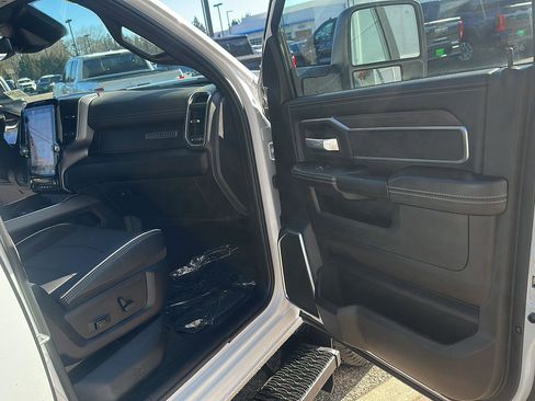 Used 2025 RAM 3500 Laramie w/ Night Edition image 28