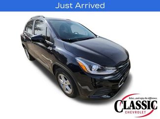 Used 2022 Chevrolet Trax LT w/ LT Convenience Package 360° Tour