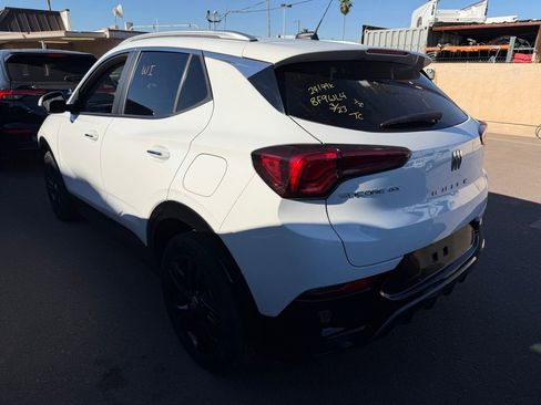 Used 2024 Buick Encore GX Sport Touring image 5