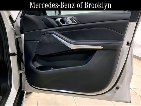 Used 2023 BMW X5 xDrive40i w/ Premium Package AWD/4WD image 20