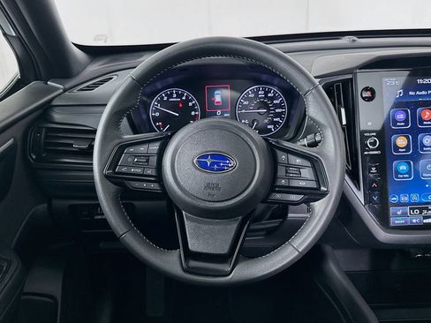 Used 2025 Subaru Forester Premium AWD/4WD image 17