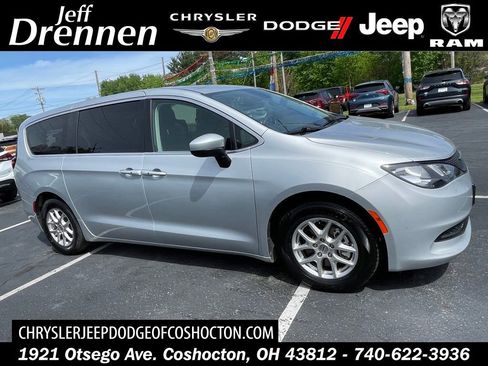 Used 2023 Chrysler Voyager LX FWD image 1