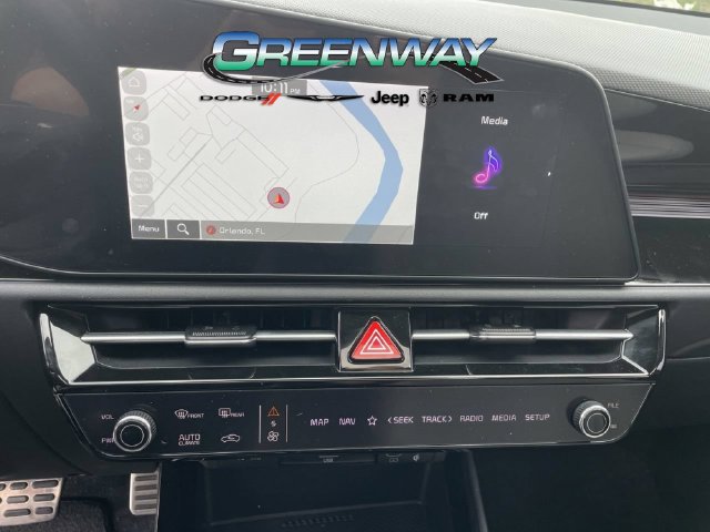 Used 2025 Kia Niro EX Touring FWD image 18