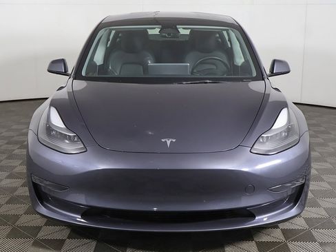 Used 2023 Tesla Model 3 Standard Range image 12