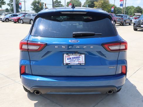 Used 2023 Ford Escape ST-Line Elite image 7