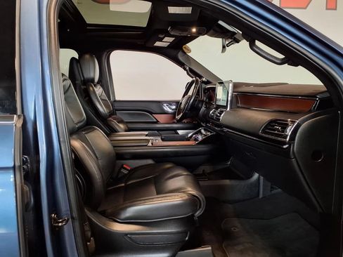 Used 2020 Lincoln Navigator Reserve w/ Luxury Package AWD/4WD image 13