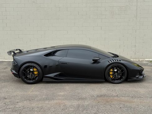 Used 2017 Lamborghini Huracan LP 580-2 RWD image 15