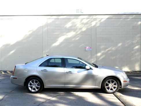 Used 2005 Cadillac STS w/ Preferred Equipment Group RWD image 1