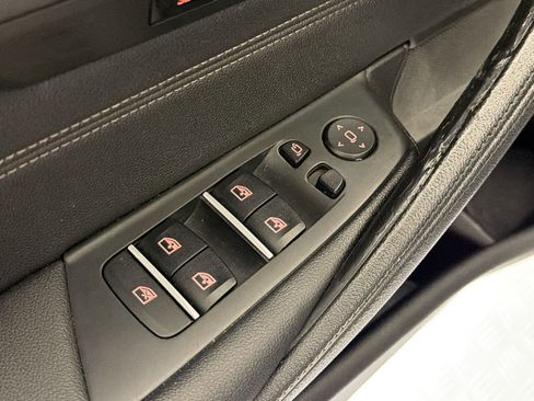 Used 2021 BMW 540i w/ M Sport Package RWD image 12